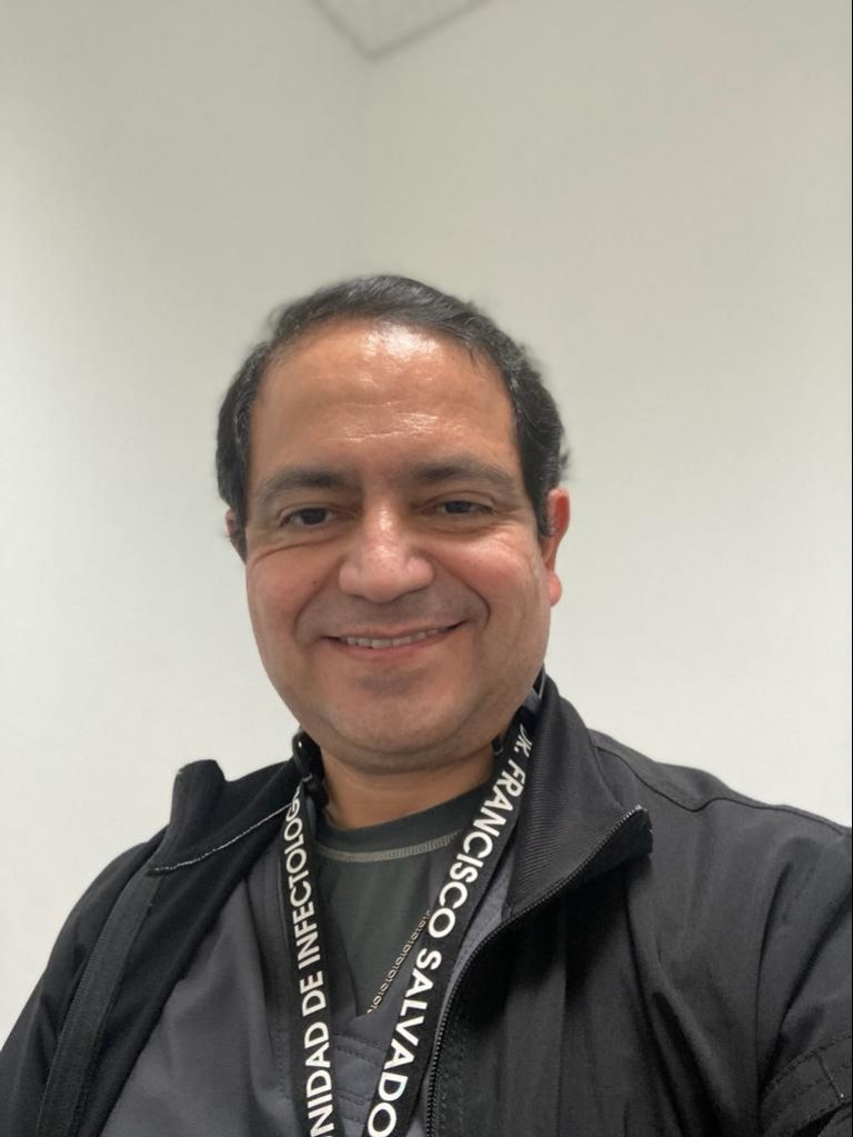 Dr. Francisco Salvador